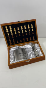 Chess / Hip flask gift set